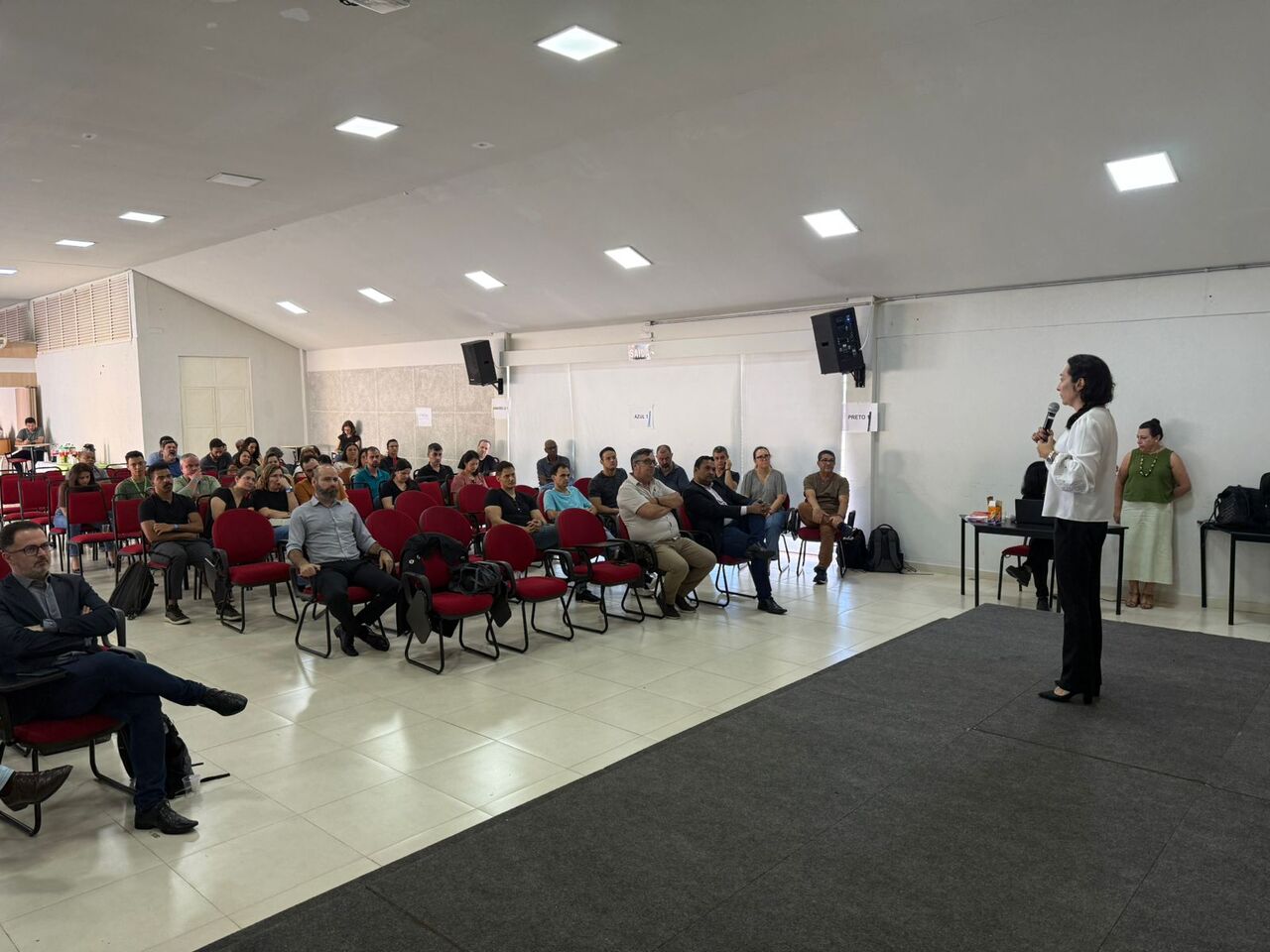 Encontros realizados nas cidades de Uberlândia e Unaí