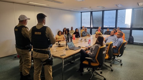 O curso, ofertado em formato híbrido, teve como objetivo capacitar técnicos e motoristas que atuam em campo