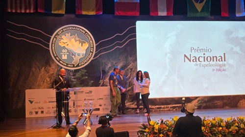 Premiação foi recebida durante 19º Congresso Internacional de Espeleologia