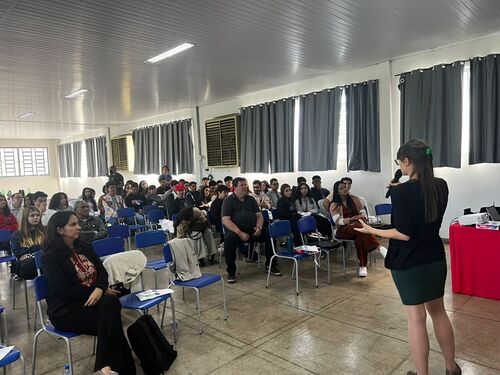 A metodologia utilizada na oficina é voltada para municípios de médio porte que ainda não possuem políticas climáticas definidas ou que buscam revisar e validar suas iniciativas